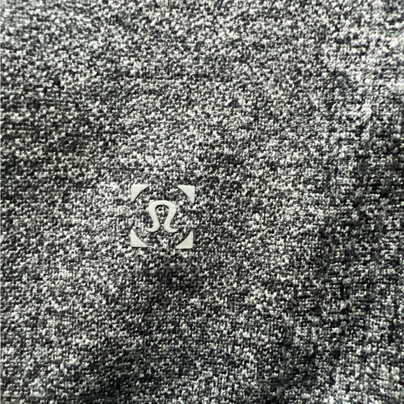 Lululemon Textured Tech Fleece Crewneck Sweatshirt Gray Athletic Pullover medium - Picture 3 of 6